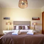 Mare Luxury 2bdr Marina De Albufeira Apartment Albufeira
